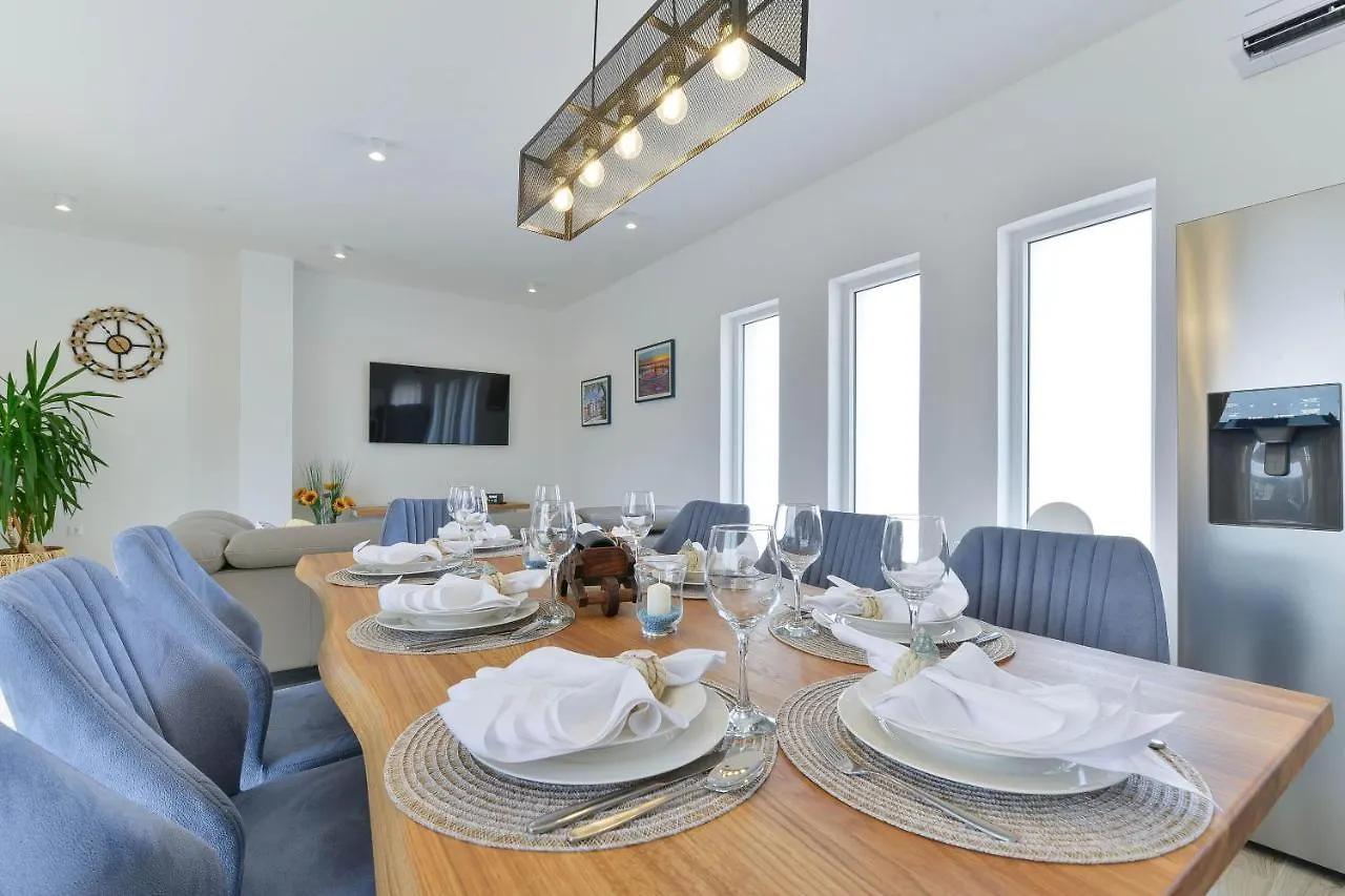 Luxury Villa Rita Regina With Heated Pool Near The Sea- By Ta Leut Agency Vrsi 0*,  Croatia